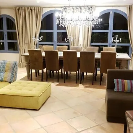 Amazing To Rent At - Near Beaches Villa *