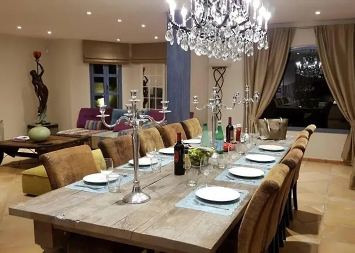 Amazing To Rent At - Near Beaches