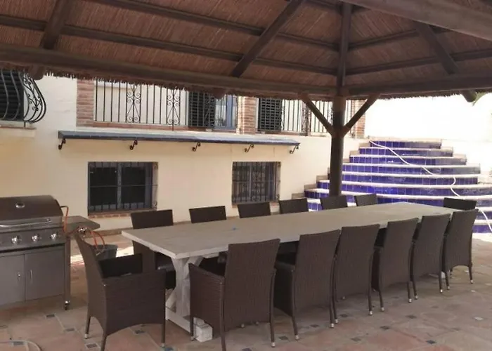 Amazing To Rent At - Near Beaches Estepona