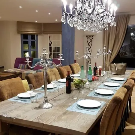 Amazing To Rent At - Near Beaches