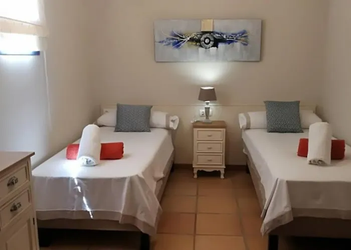 Amazing To Rent At - Near Beaches Villa *