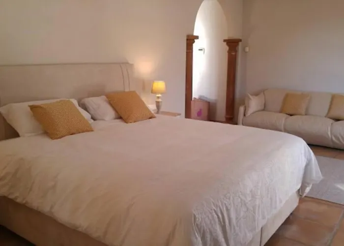 Amazing To Rent At - Near Beaches Villa Estepona